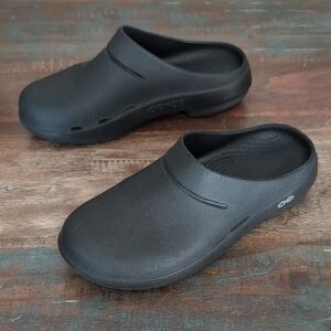 OOFOS Black OOcloog Clog Slip On Recovery - Men's 7 / Women's 9